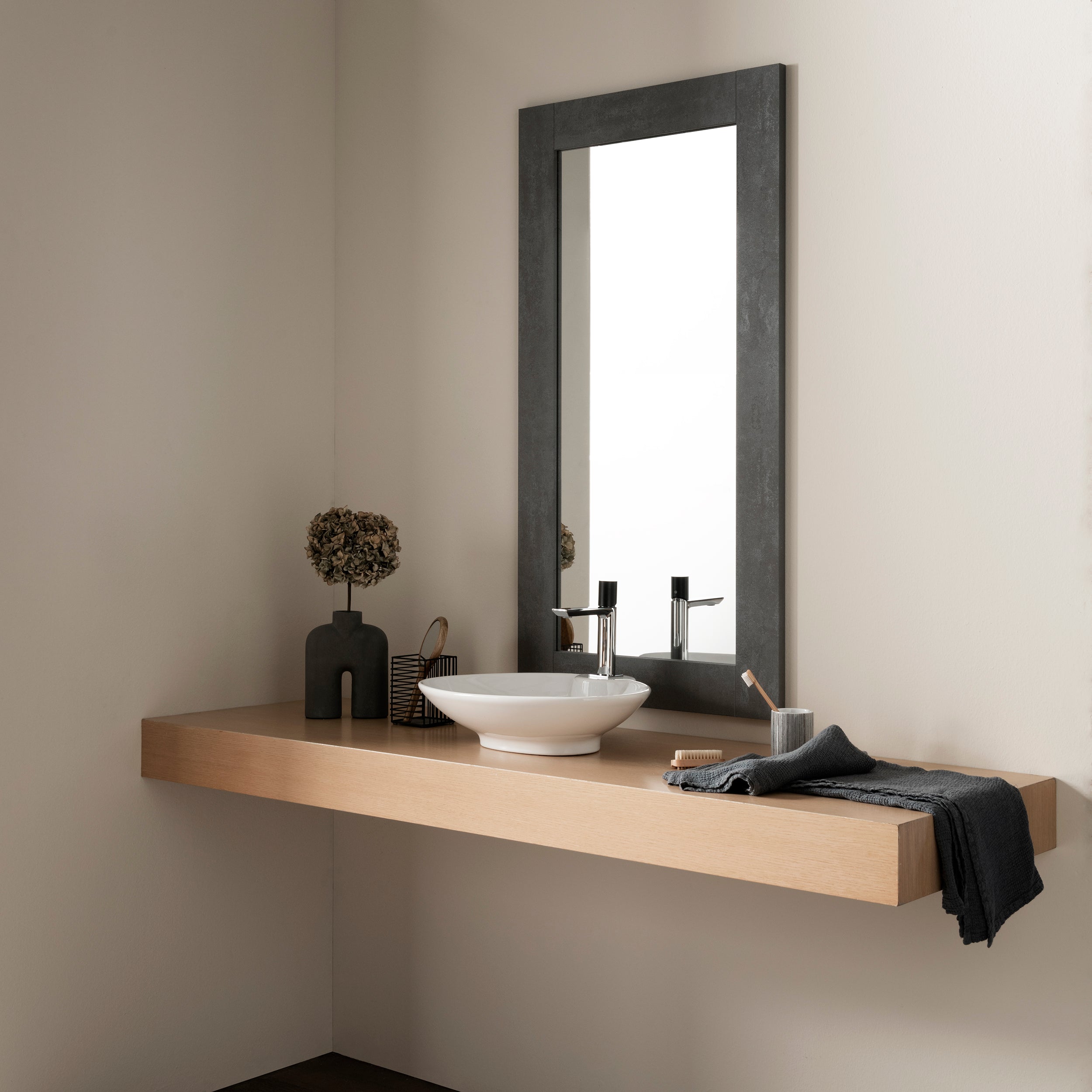Cemento Scuro / 126 x 66